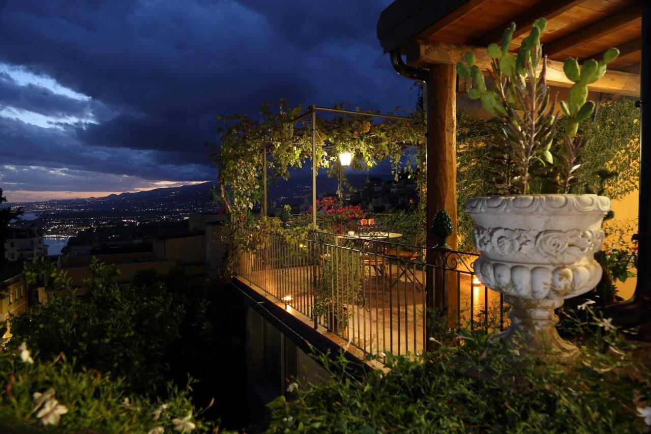 Le Terrazze Del Teatro Greco Villa Taormina Exterior photo